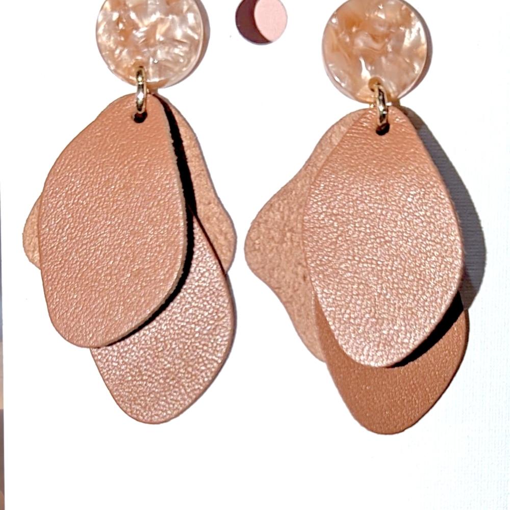 NEW Nickel And Suede Hazelnut Weston-Chic Layered Brown Earrings